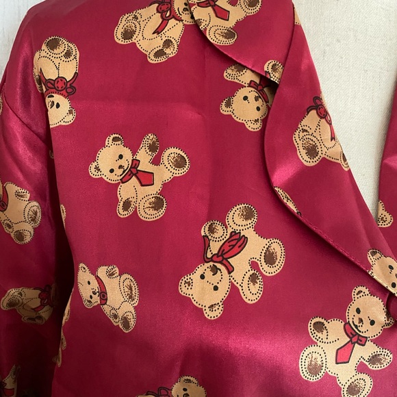 New Golden Dragon Silk Nightshirt - Picture 11 of 15